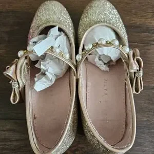 Kelly Katie Girl Dress Heels Size 1 Gold/PU