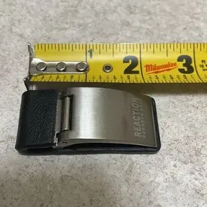 KENNETH COLE REACTION BLACK LEATHER & SILVER TONE LOGO MONEY CLIP