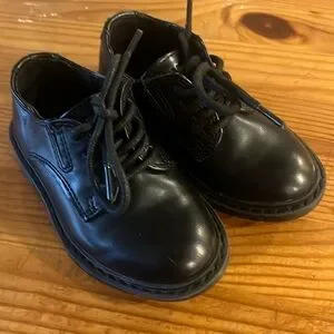 Kenneth Cole Reaction Leather Black Dress Shoes size 5