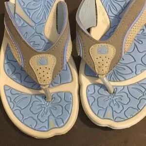 Kids Body Glove flip flops