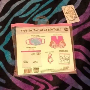 Kids On The Go Essentials With Pink Face Mask Set