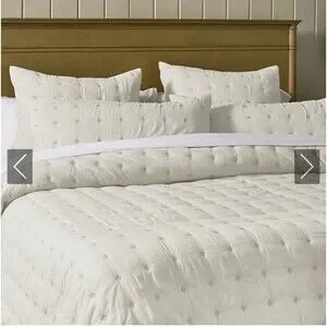 King Dream Quilt with 2 Dream Shams