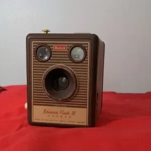 Kodak Brownie Flash IV Camera - Brown