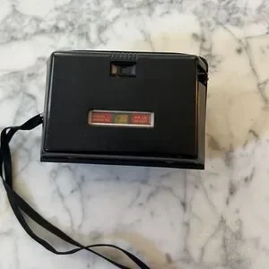 Kodak Instamatic 104 Camera W/hard case
