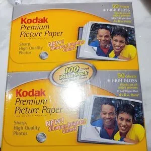 Kodak Premium Picture Paper High Gloss 100 Sheets