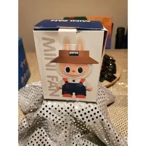 Labubu Fall in Wild Neck Mini Fan