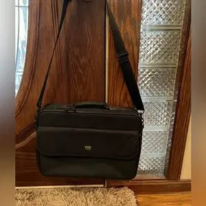 Laptop adjustable strap shoulder bag