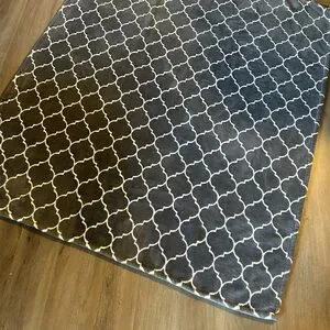 Large Gray And White Soft Fleece Throw Blanket
