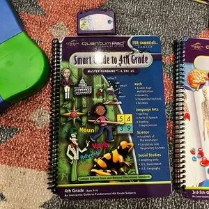 Leap Frog Leap Pad learning system bundle