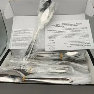 Lenox Barnaby 38 Piece Set 18/10 Stainless Serves 6 Persons Flatware NIB Vietnam
