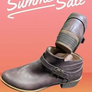 Life Stride Dark Brown Ankle Booties
