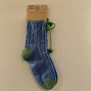 LL Bean Maine Winter Socks Womens Sz L-XL Acrylic/Wool-Blend Blue Pom Pom