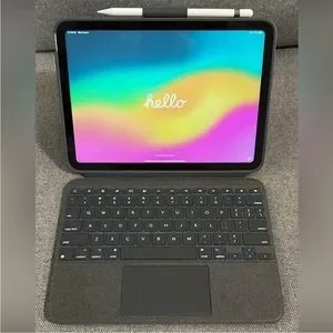 Logitech Combo Touch Detachable 10th Gen IPad Keyboard Case In Oxford Gray