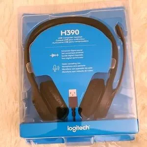 LOGITECH H390 Black Over the Ear Noise Canceling Headset USB Computer NEW