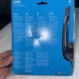Logitech H390 Wired USB-A On-Ear Stereo Headphones W/Noise Canceling Mic NEW NIB