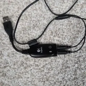 Logitech PC Computer A5572A USB Headset Headphones With Mic Volume Control Case