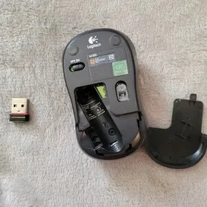 Logitech Silver Wireless Mouse Great For Smaller Hands Left Or Right Hand