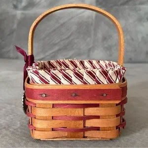 Longaberger Sweetheart Basket With Pewter Heart Tie