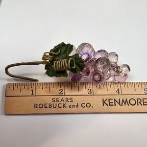 Lot Of 11 VTG Faceted Beaded Acrylic Plastic Grape Clusters Purple Leaves 4 In