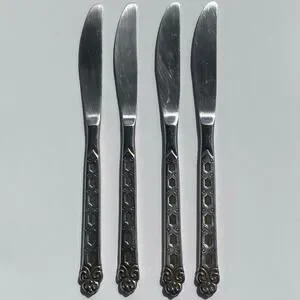 Lot of 4 Oneida Northland SAN FRANCISCO Stainless Korea Dinner Knives 8.5" K1MS