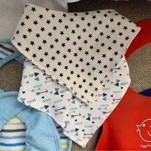 Lot Of Baby Items Bee Robe Pooh Towel Bag Full Zip Bibs Size 0 3 6 9 Months