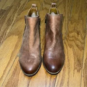 Lucky Brand Basel Brown Leather Distressed Ankle Booties Size 5.5