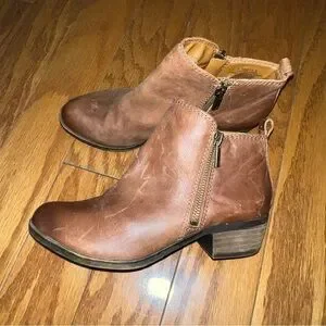 Lucky Brand Basel Brown Leather Distressed Ankle Booties Size 5.5 Lucky Brand Basel Brown Leather Distressed Ankle Booties Size 5.5