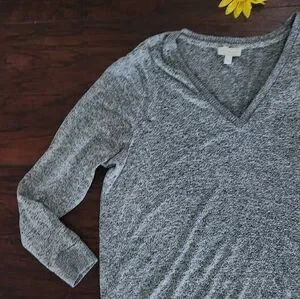 LUCKY BRAND VNECK TOP/SWEATER
