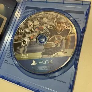 Madden NFL 17 - Sony‎ PlayStation 4
