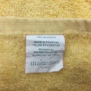 Mainstays Home Caress Bathroom Bath Hand Towel Washcloth Mickey Mouse Red Yellow