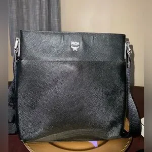 MCM Black Messenger Bag EUC Travel Everyday Minimalist Campus Normcore Sleek