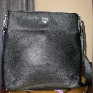 MCM Black Messenger Bag EUC Travel Everyday Minimalist Campus Normcore Sleek