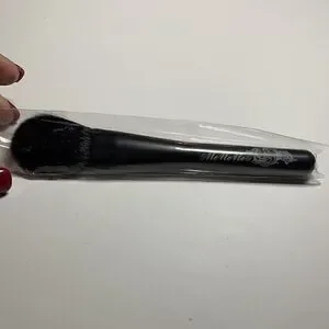 MEMEME Loose Powder Brush