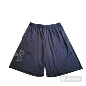 Men's Size Medium Under Armour Shorts Black and Gray