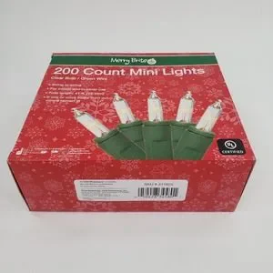 Merry Brite 200 Count Mini Lights Clear Bulb Green Wire Christmas Indoor Outdoor