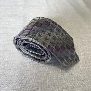 Michael Kors Men’s Silk Tie Grape Purple. 100% Silk