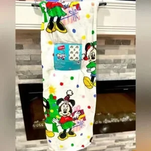 Mickey ❤️ Minnie Christmas Plush Throw blanket