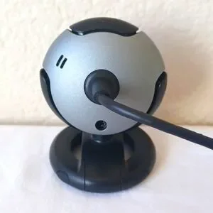 Microsoft LifeCam VX-3000 Wired USB Webcam Model 1076