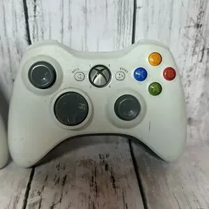 Microsoft Xbox 360 Wireless Controller White TESTED Genuine OEM Set Of 2