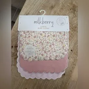 Milkberry 3-Pack Bamboo Rayon Burp Cloths Floral White & Pink Scalloped Set NWT