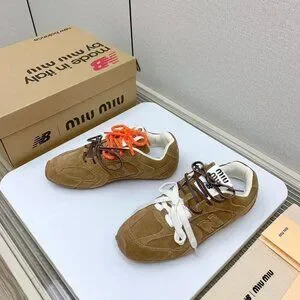 Miumiu X New Balance 530 Classic Sneake