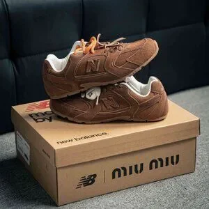 Miumiu X New Balance 530 Classic Sneake