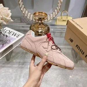 Miumiu X New Balance 530 Classic Sneake