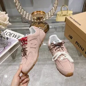 Miumiu X New Balance 530 Classic Sneake