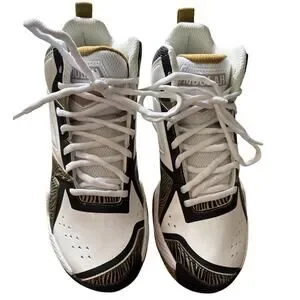 Moolah Press Break V2 Mid Top Youth Basketball Shoe 7 Black White Gold Sporty