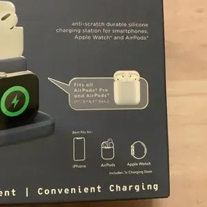 MVMT 3-in-1 Silicone Charging Station