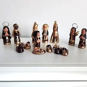 NATIVITY set Miniature Mexican Pottery Of 14 Hand Painted Gold/ Chocolate Brown