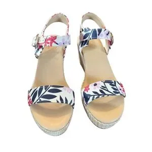 Naturalizer Stella Resort Floral Size 9.5 7$