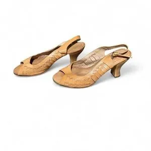 Naya Tan Open-Toe Sandals
