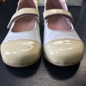 NENS Two-toned Mary Jane Size 24 EUR/ 7US